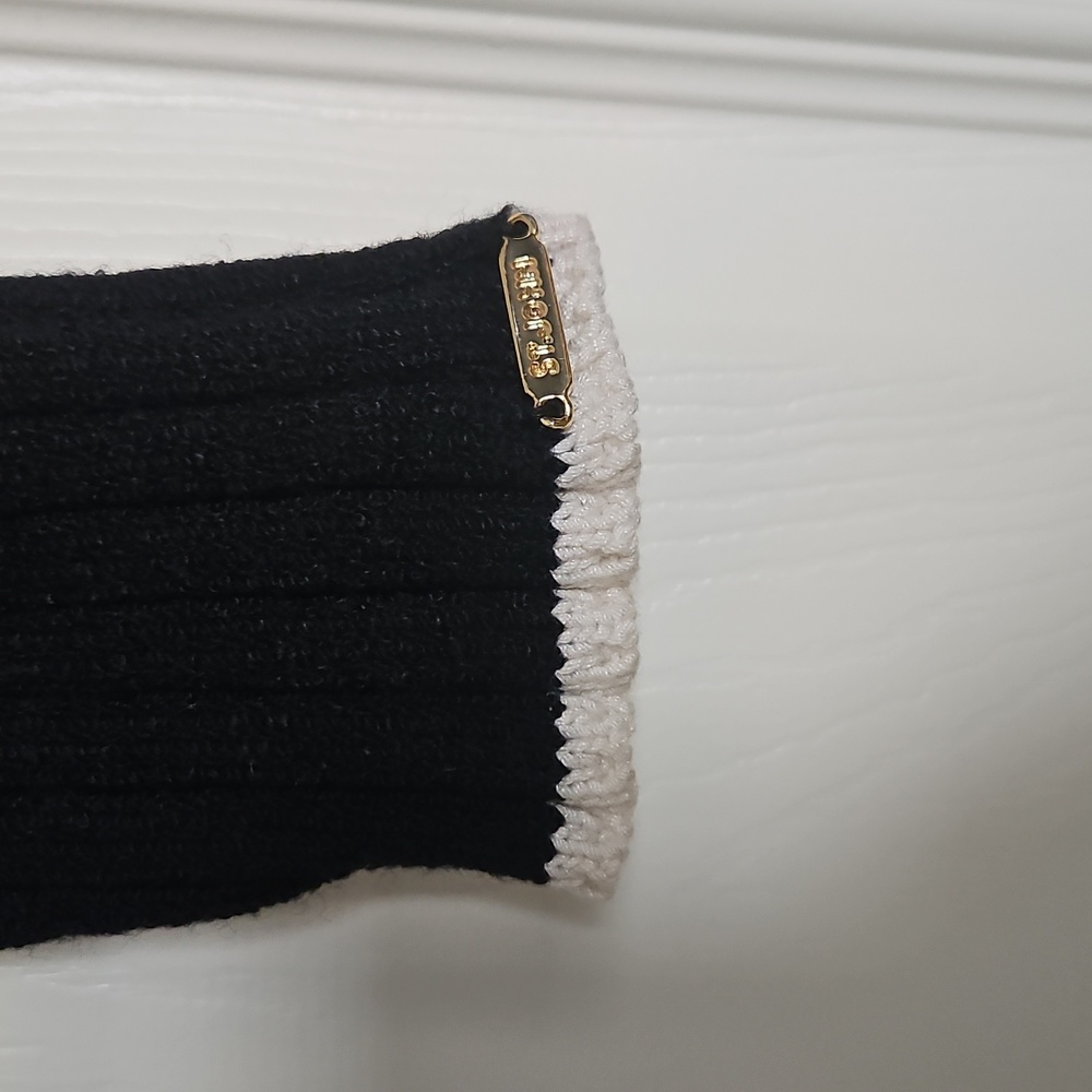 Woold Blend Zip Up Hooded Sweater - Picture 4 of 8